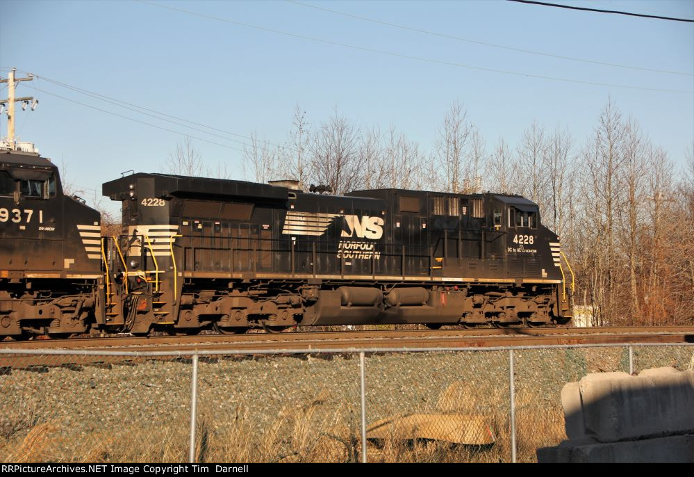 NS 4228 on i6T